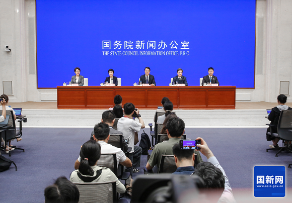 国家医保局：“十四五”期间全国基本医保参保率稳定在95%左右