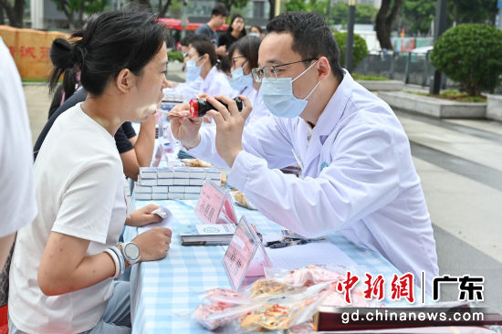 广州开展母亲节主题健康科普活动